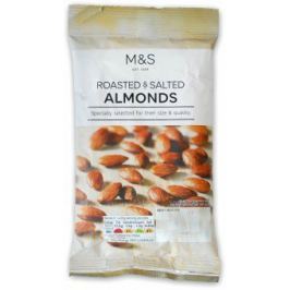 Marks & Spencer Mandle pražené solené